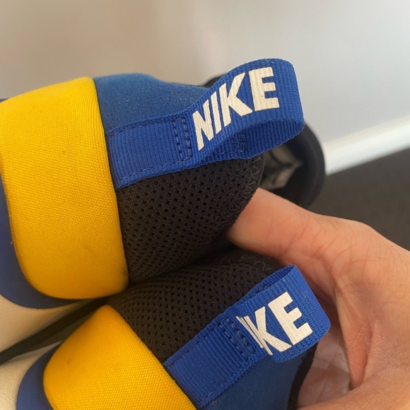 NIKE BLUE & YELLOW POCKET FLY / Size 11 - Picture 10 of 10